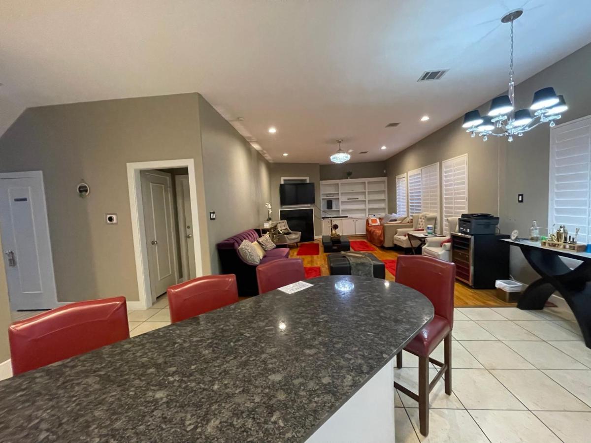 Wanderlust Villa Near Galleria Mall Houston Luaran gambar